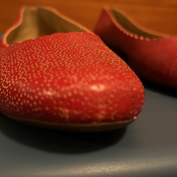 Vaneli Red Flats - Picture 9 of 11